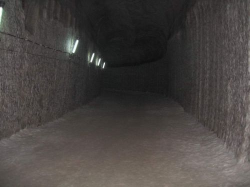 тунели соляной шахты Соледара