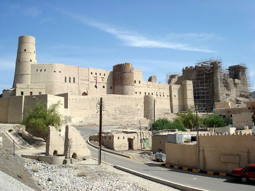 форт Бахла в Омане